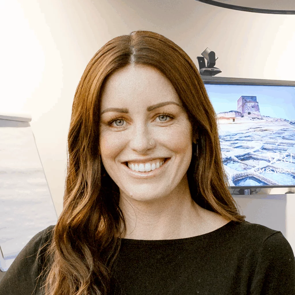 Ciara Claraty headshot